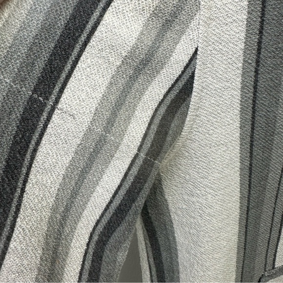 Brooklyn Cloth Grey Stripes Baja Hoodie Size Medium - Picture 5 of 8